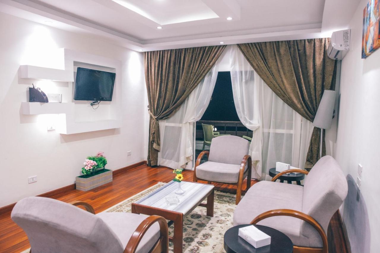 Jewel Maadi Cabins And Club Il Il Cairo Esterno foto