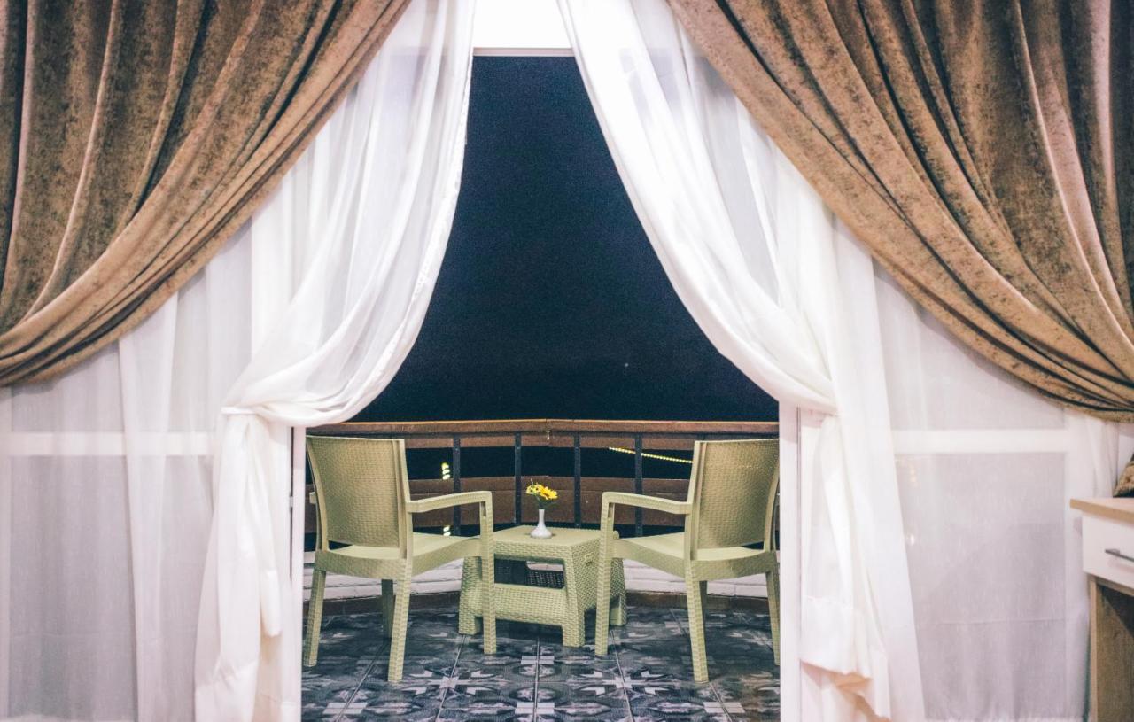 Jewel Maadi Cabins And Club Il Il Cairo Esterno foto