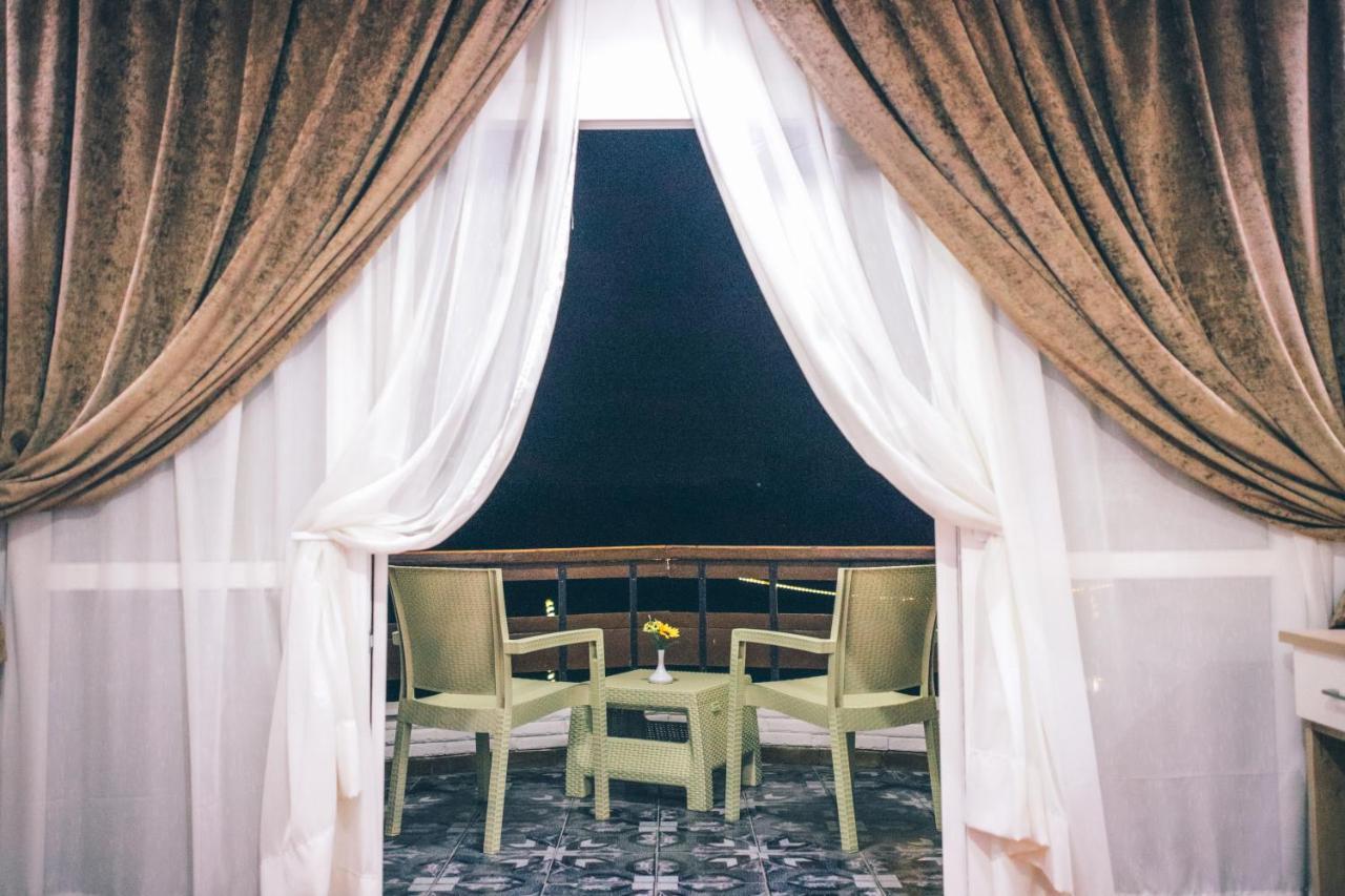 Jewel Maadi Cabins And Club Il Il Cairo Esterno foto